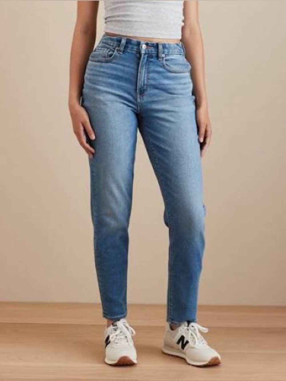 American Eagle High Waisted Mom Jean